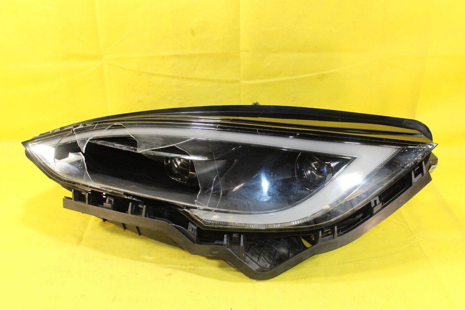 23 Tesla Model S OEM Left LH Driver Side Damaged Headlamp Light