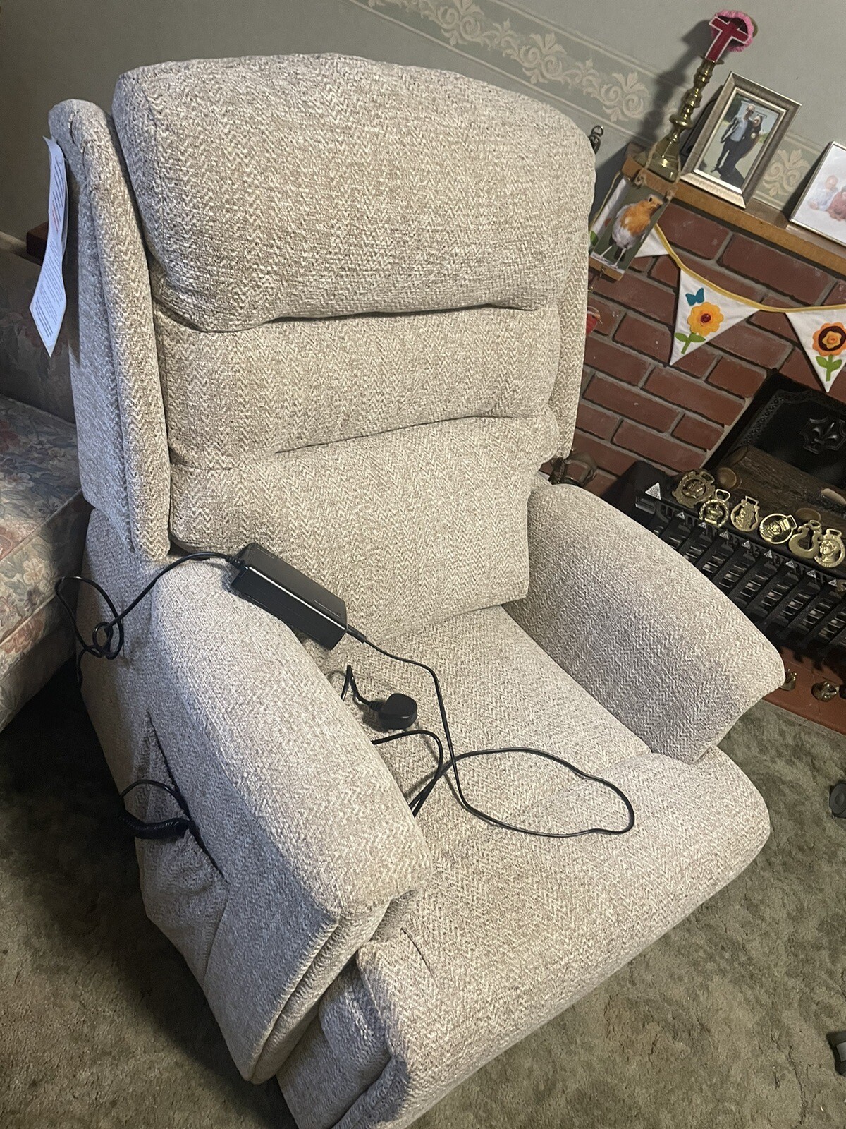 HSL Ripley Petite Dual Rise & Recliner Arm Chair eBay