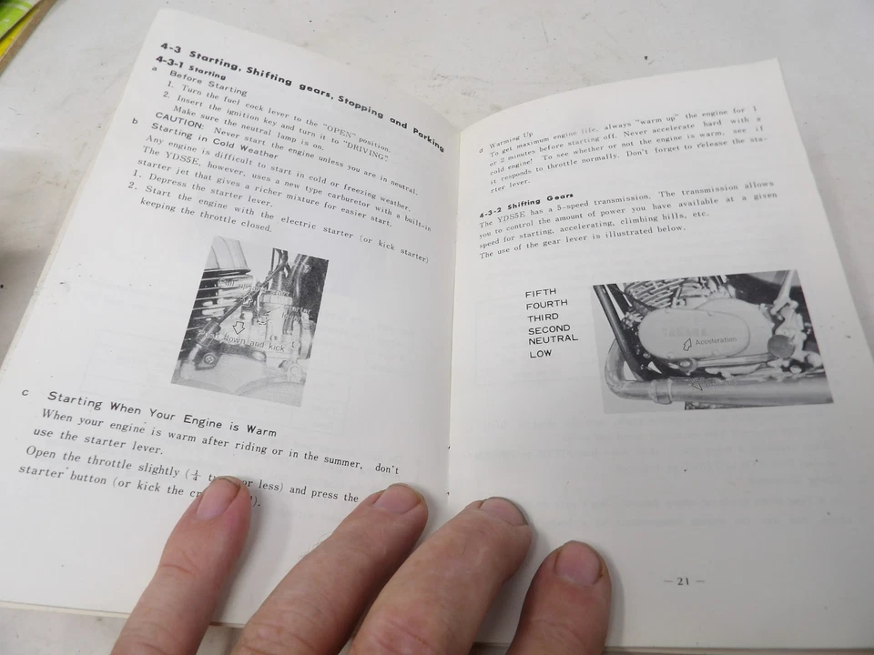 Yamaha YDS5E 1967-68 250cc piloto/manual del propietario Foto 2 de 2