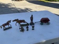 LOT OF 7 VINTAGE TOYS 