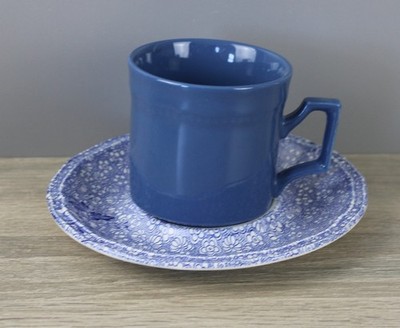 Wedgwood Monique blau Kaffeetasse + Untertasse Unterteller ca. 7,5 cm hoch Ø 8