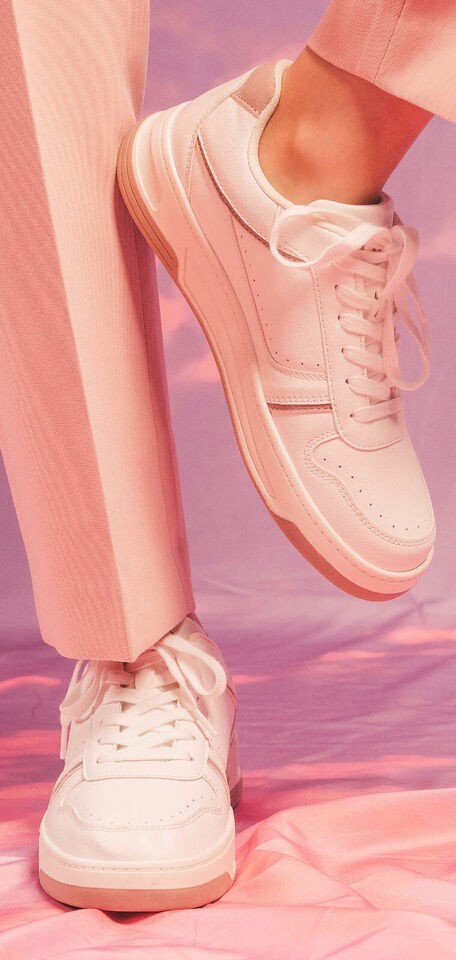 Vegan sneakers low-top lace-up smart minimalist urban trend recycled microfiber