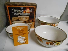 Vintage Harvest Blossom Porcelain Enamel 3 Piece Mixing Bowl Set Crowning Touch