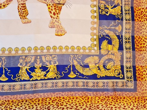 SCARF VINTAGE AUTHENTIC BAROQUE ART LEOPARD BLUE YELLOW SATIN 42" SQUARE - Picture 3 of 4