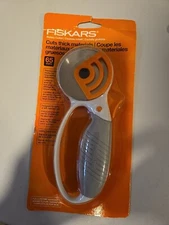 FISKARS Rotary Cutter (Cuts thick materials) 65mm NEW SEALED