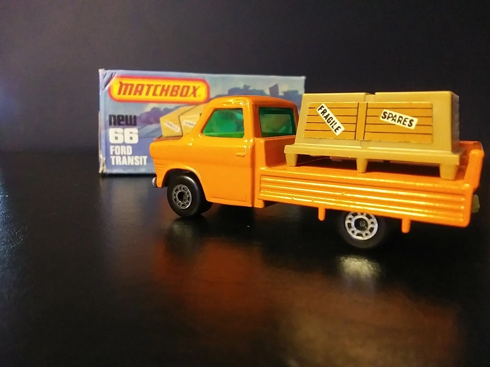 Ford Transit Matchbox Superfast #66 en caja original VM Foto 3 de 4