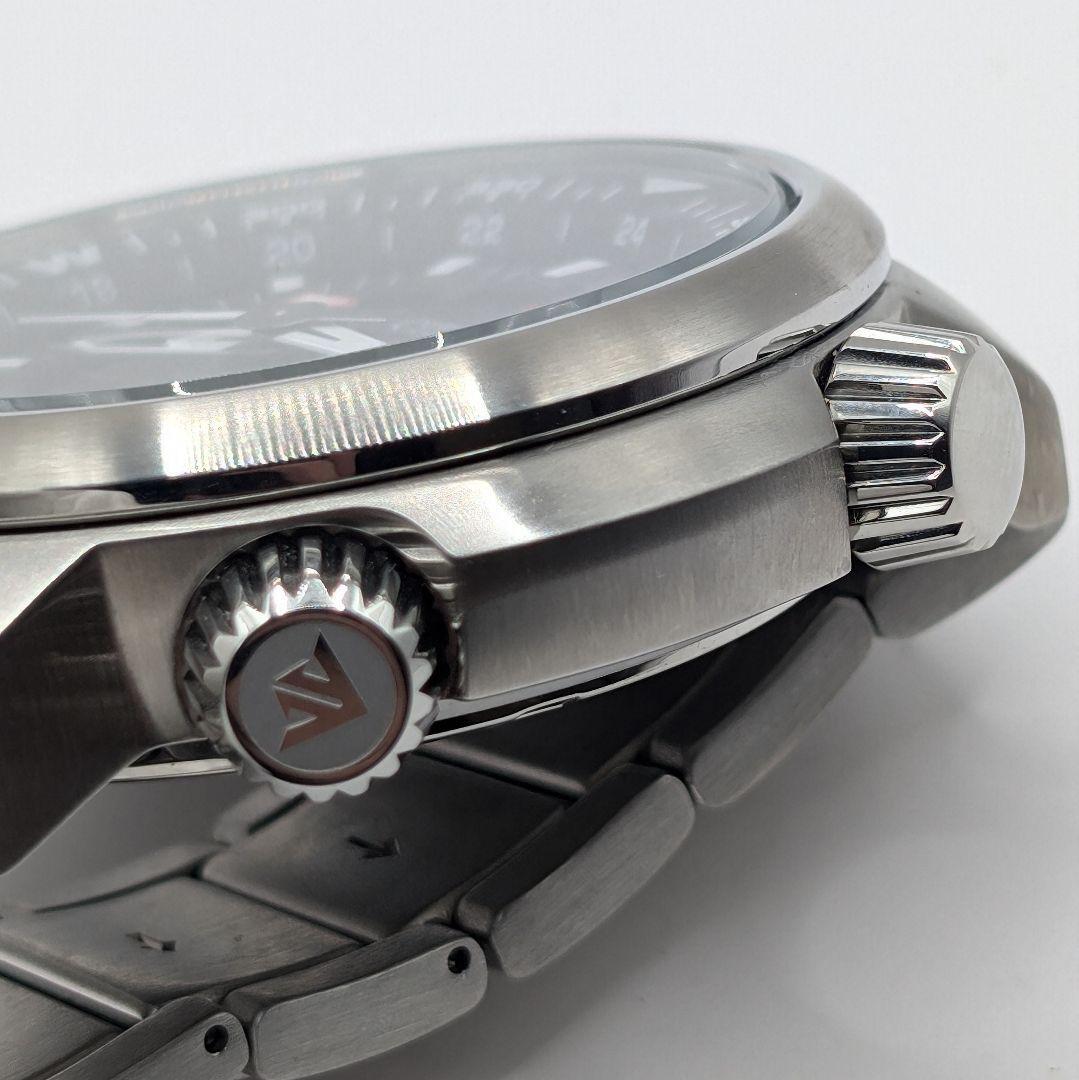 Citizen Eco-Drive B877-R005600 GMT Black Silver 200M Date Solar