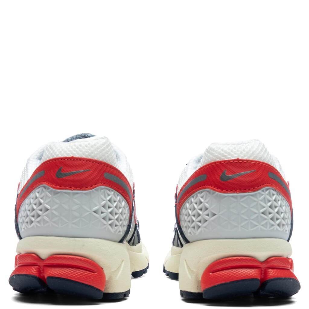 NEW Nike Zoom Vomero 5 USA Red White Blue HJ3859-025 Men\'s Size 8 Nike Zoom Vomero 5 USA Men main image 4