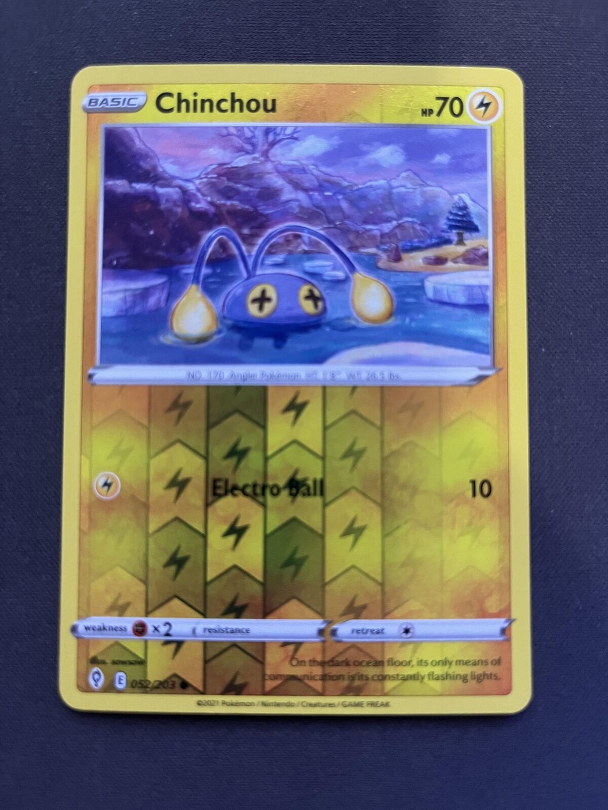 Evolving Skies #052/203 Chinchou Reverse Holo Pokemon Card