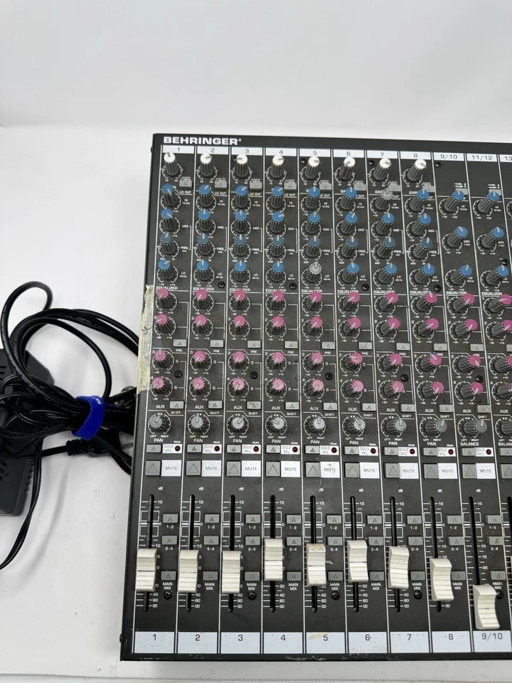 Behringer Eurorack MX2642 Mixer 26-Input 4-Bus Mixing Console - Image 2 of 4