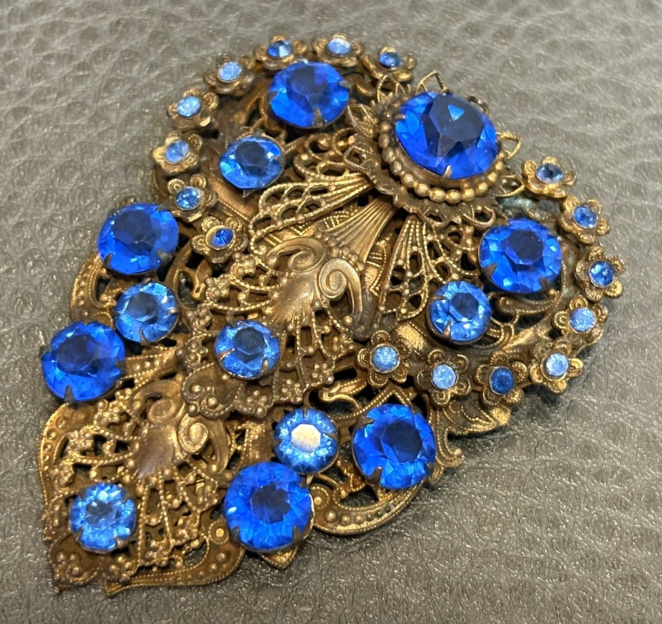 Vintage Art Nouveau Deco Czech Style Cobalt Blue Glass Floral Filigree Fur Clip - Image 3 of 4