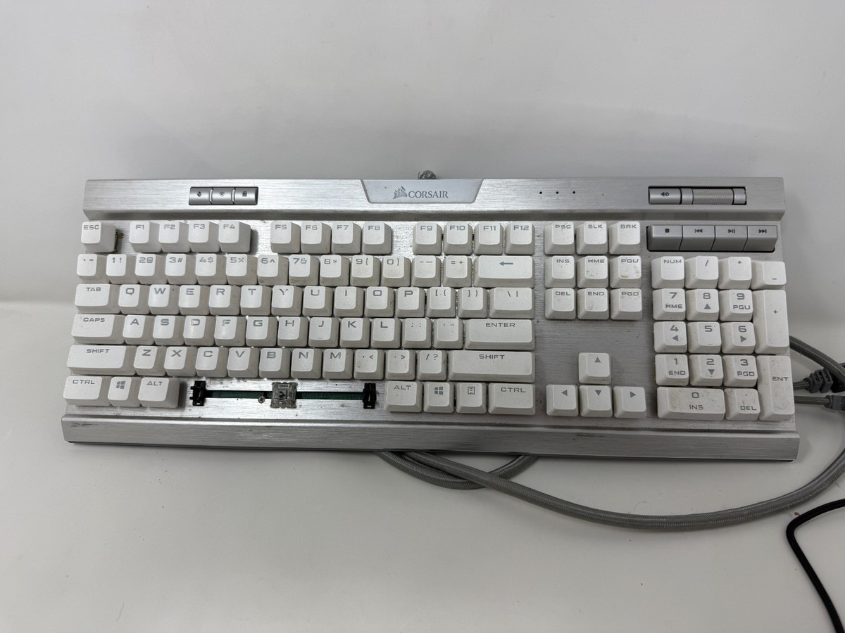 Corsair K70 RGB MK.2 Mechanical & iBUYPOWER Chimera K7 RGB