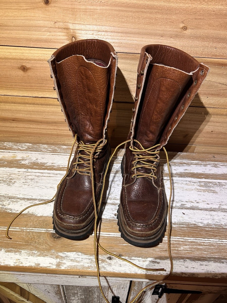 Russell Moccasin Boots Men's US 8D (Std) Small Sole Flaw On Left