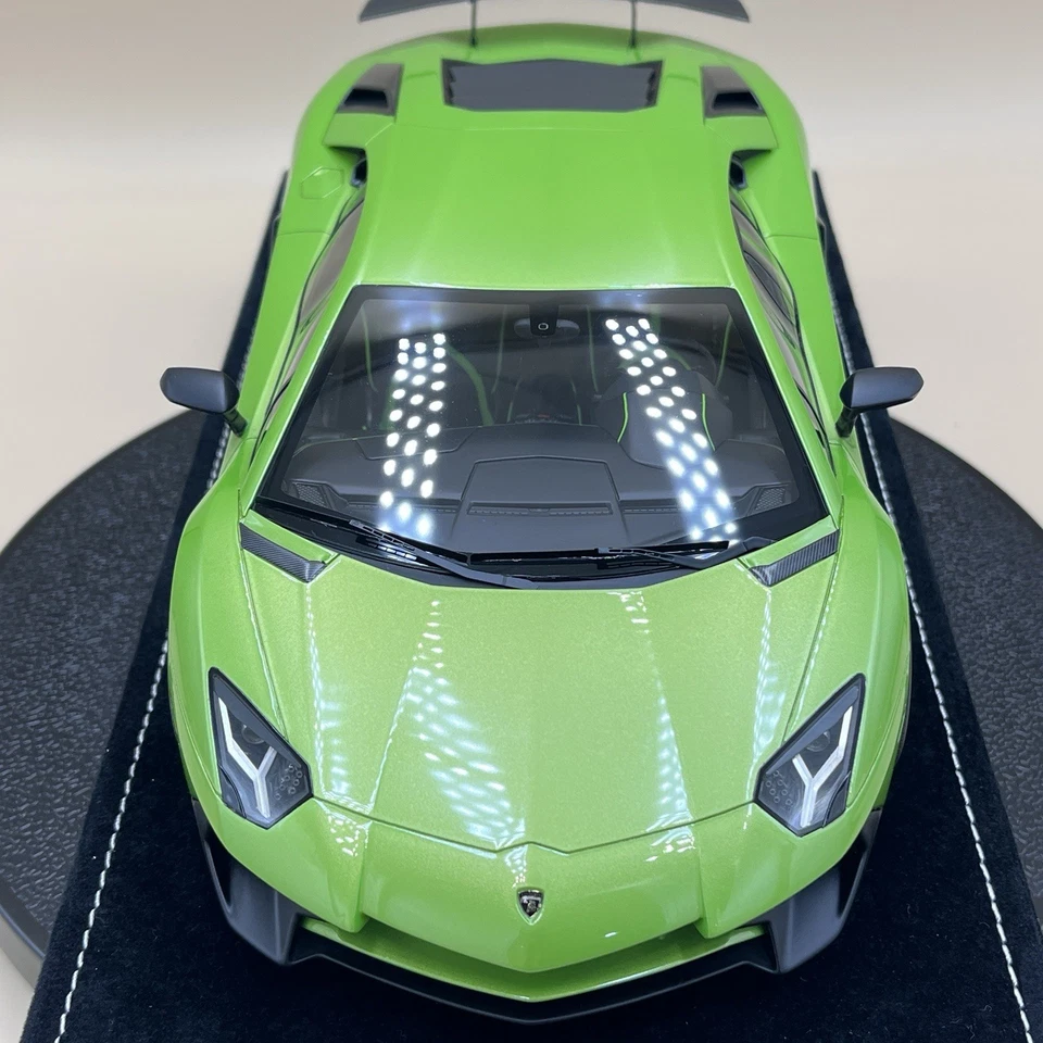 MR Collection 1/18 Aventador LP750-4 Superveloce Verde Itacha LAMBO019E - Image 3 of 4