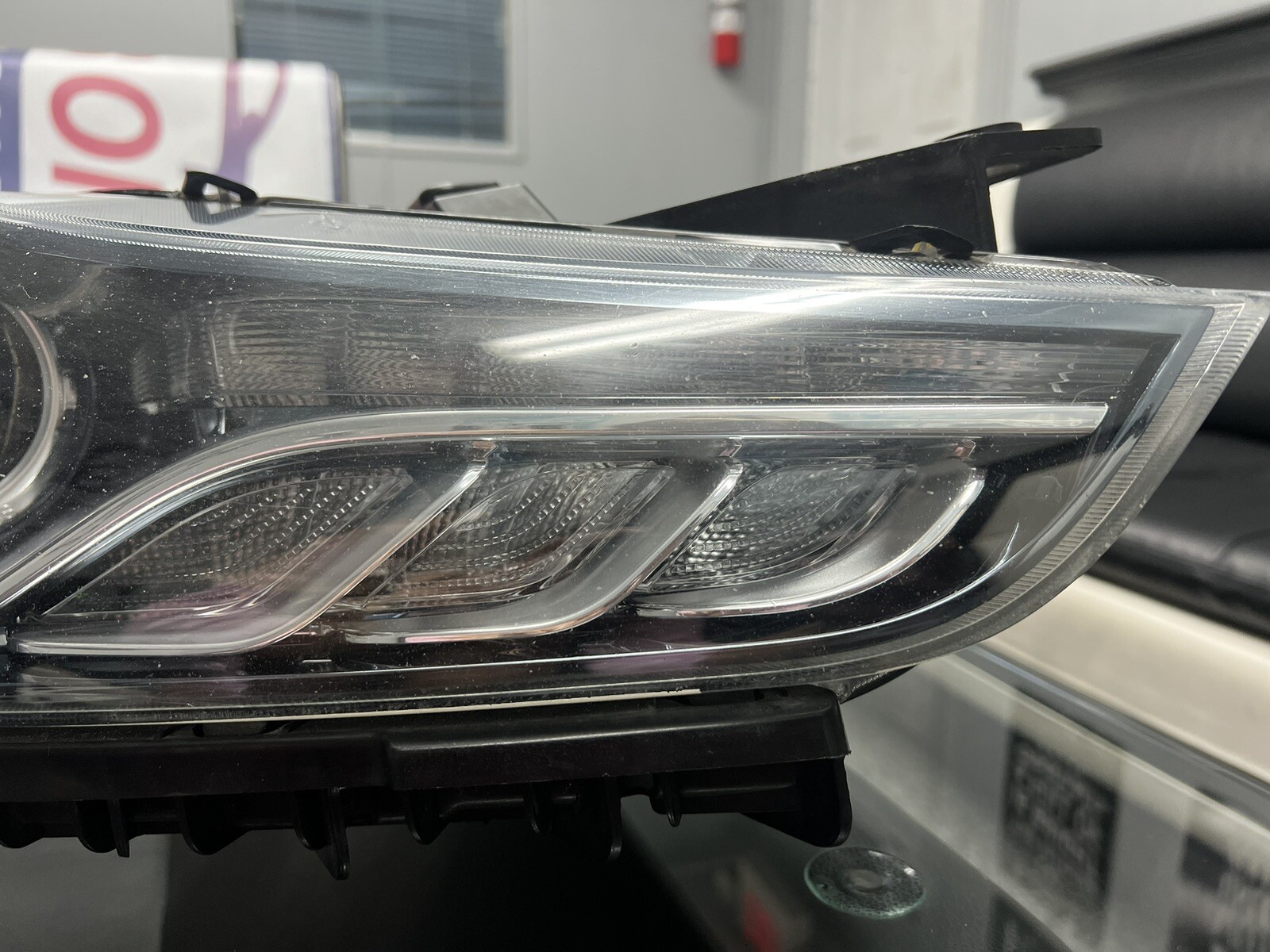 2014-2017 Maserati Ghibli Adaptive Xenon HID Right RH Headlight OEM