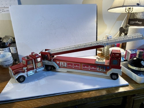 Tonka #1 Hook and Ladder Truck(33”)