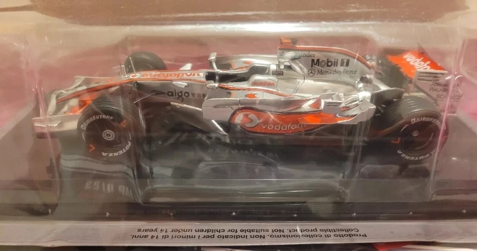 1:24 McLaren MP 4/23 - Lewis Hamilton 2008 World Champion F1 - CENTAURIA NUOVO - Immagine 4 di 4