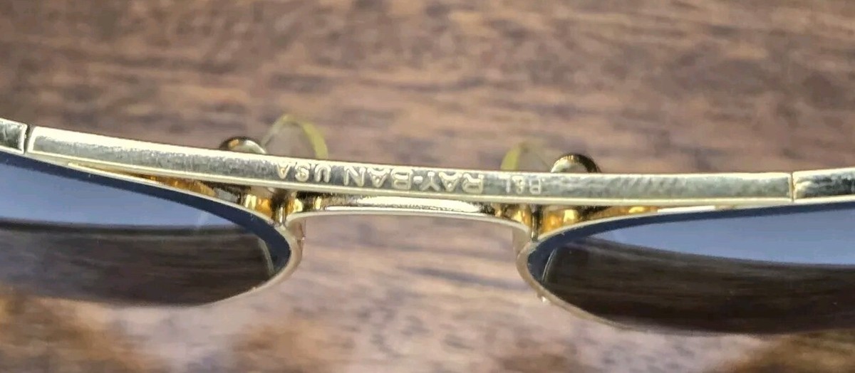 😎 Vintage B&L Ray Ban Sunglasses - Gold Aviator 5814 Super Clean