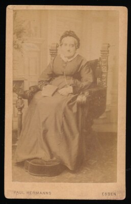 Paul Hermanns CDV - Lady Portrait - Essen 1880s
