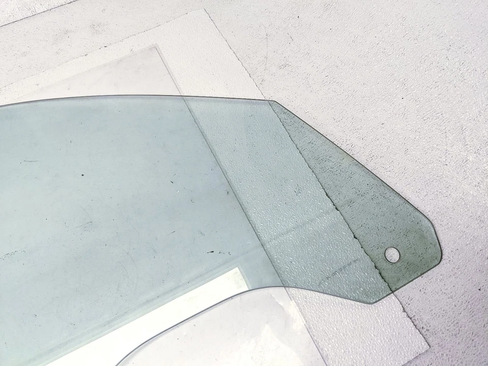 BMW 750I 2006-2008 sedán pasajero delantero derecho ventana de vidrio 51338223840 Foto 2 de 4