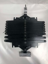 LS Pantograph w/SWL-100kg  right angle mounting plate.