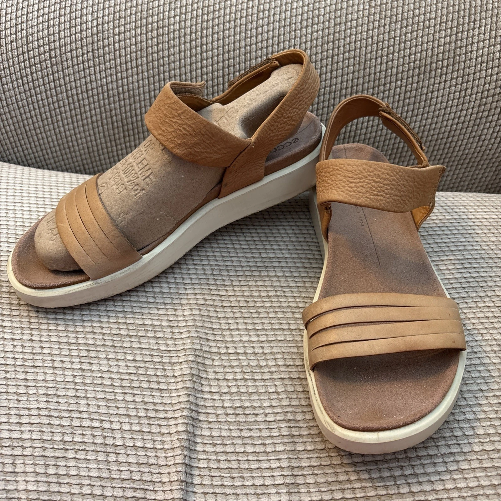 Sandali Ecco Flowt in pelle con cinturino regolabile marrone suola ammortizzata taglia 39 US 8