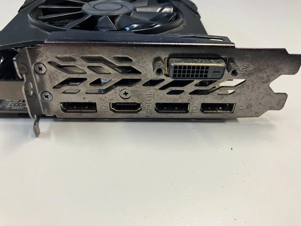 MSI Gaming GeForce GTX 1070 Ti 256-Bit 8GB Graphics Card DUKE (HDMI BROKEN) - Image 3 of 4