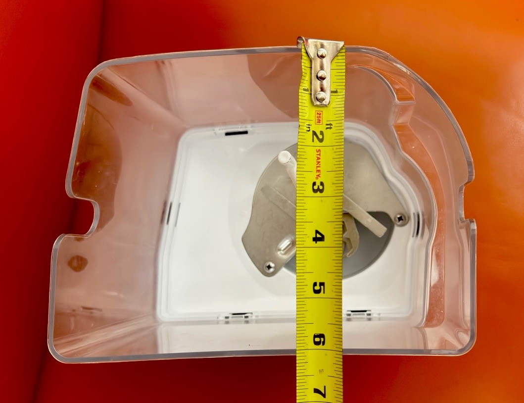 OEM Whirlpool Refrigerator Ice Bin 2212302 2255577 From M# GS2SHAXNL00