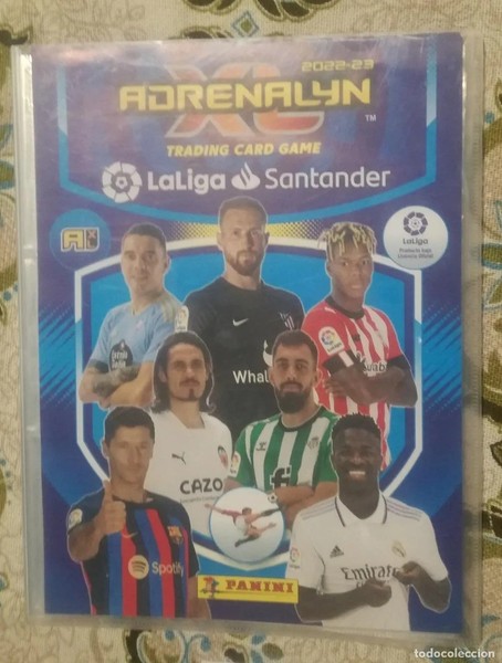 Album archivador de futbol Adrenalyn 2022-23, Panini - Contiene 55 cromos