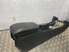 Mercedes-Benz CLA C117 X117 W117 2015 Mittelkonsole A1766801300 ATV3007 Mercedes-Benz CLA C117 X117 W117 2015 Mittelkonsole A1766801300 ATV3007