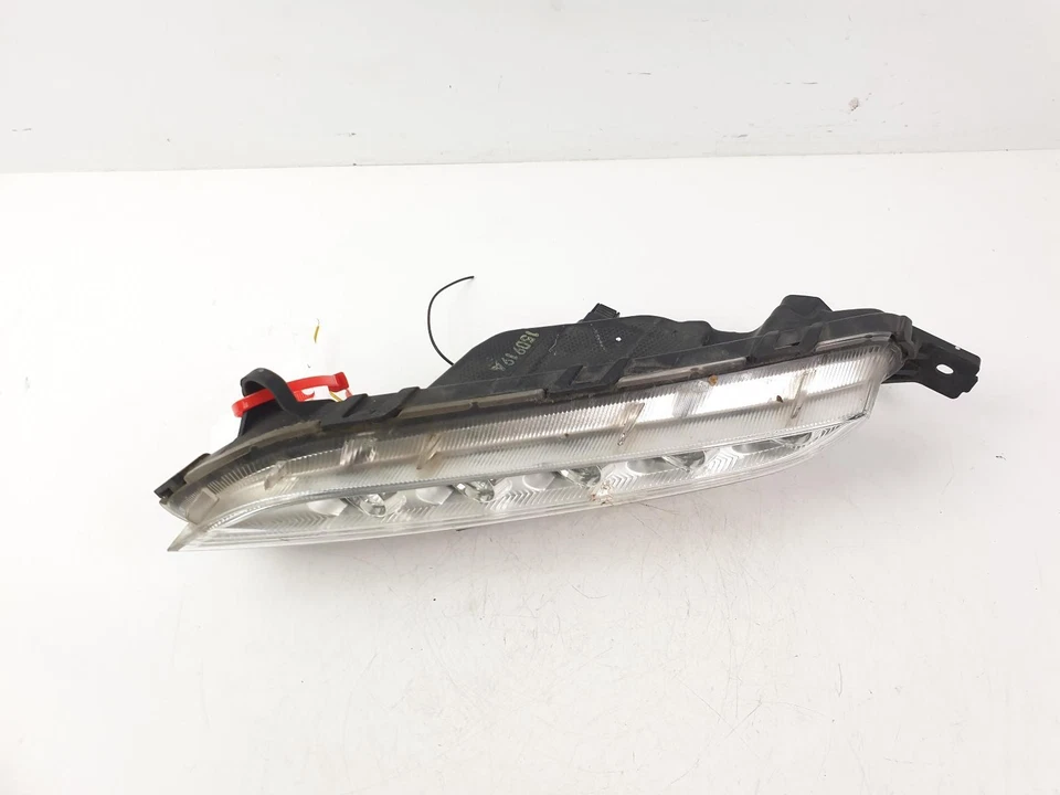 HYUNDAI TUCSON DAYTIME RUNNING LIGHT LEFT FRONT 92207D7000 TL 2015 - 2021 - Image 2 of 4