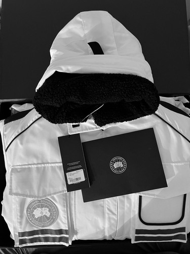 canada goose snow mantra parka