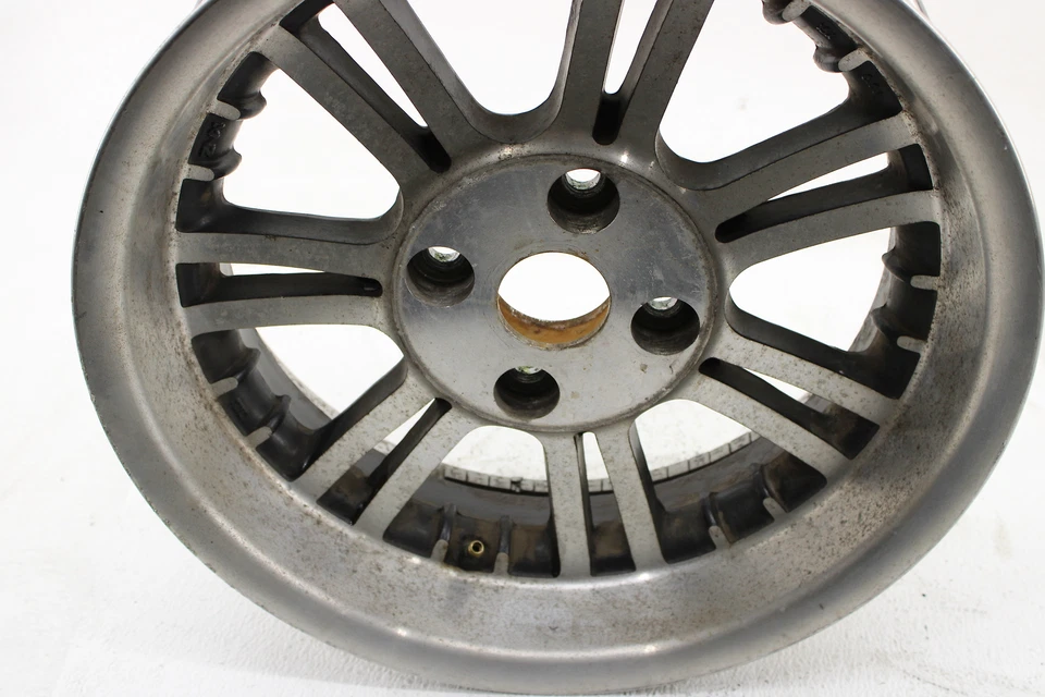 Harley-Davidson Tri Glide 2009-2024 rueda trasera 7 radios 15x5 Foto 3 de 4