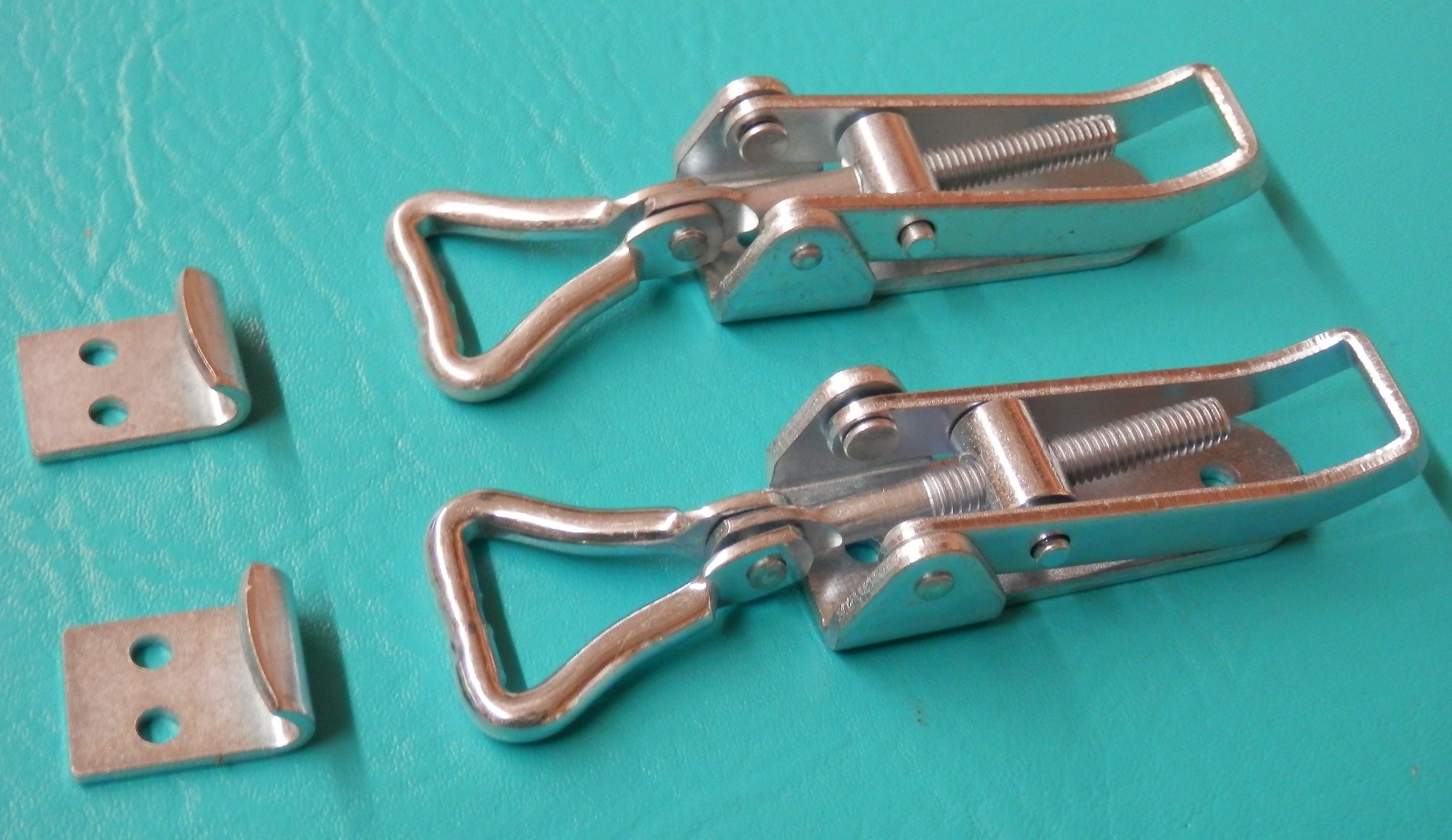 2 New Exposed Adjustable Draw Latches Galvanized Steel Catch Quick Lock 13435A63