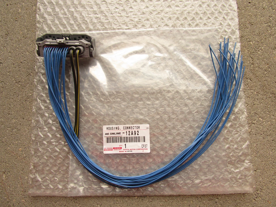 19 - 24 LEXUS ES300H / ES350 HEADLIGHT MODULE 24 PIN PIGTAIL CONNECTOR OEM NEW - Image 3 of 4