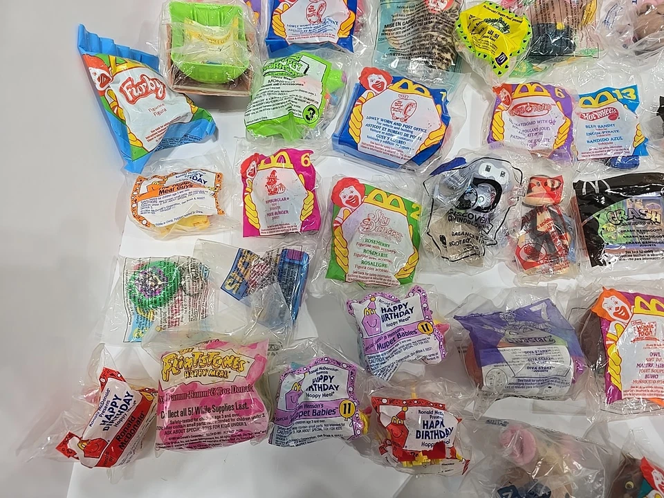 Vintage McDonald's Happy Meal Toys, 4 Vinly Bags Bratz,Disney, 104 pcs Free S&H - Image 4 of 4