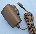 Sony Ericsson CST-13 - Ładowarka sieciowa wtyczki brytyjskiej - 4,9-V 450mA - do telefonów komórkowych