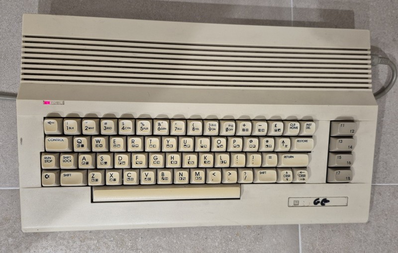 Commodore C64C/C64 II Home Computer - Hobbyist Unit/Untested, Power LED Lights Up