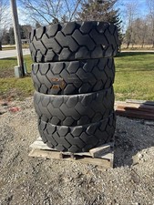 400/75-28   Firestone 16 PLY TIRES 400/75x28 TYRES Telehandler 10 Lug Cat