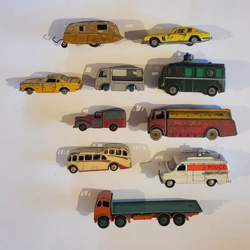 Lot x10 vintage original Dinky Toys/Supertoys diecast model cars vehicles