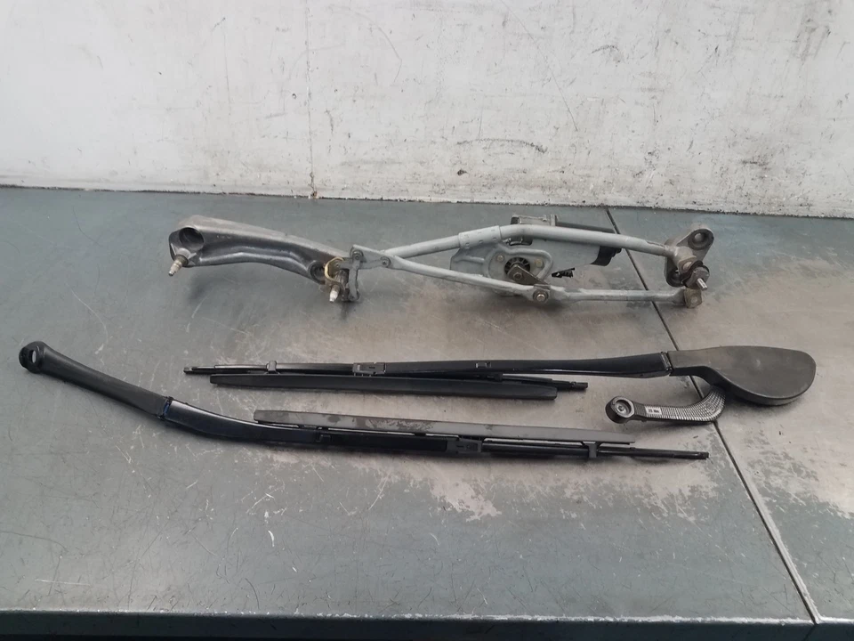 BMW M5 E39 2002 limpiaparabrisas motor/brazos #0823 i7 Foto 2 de 4