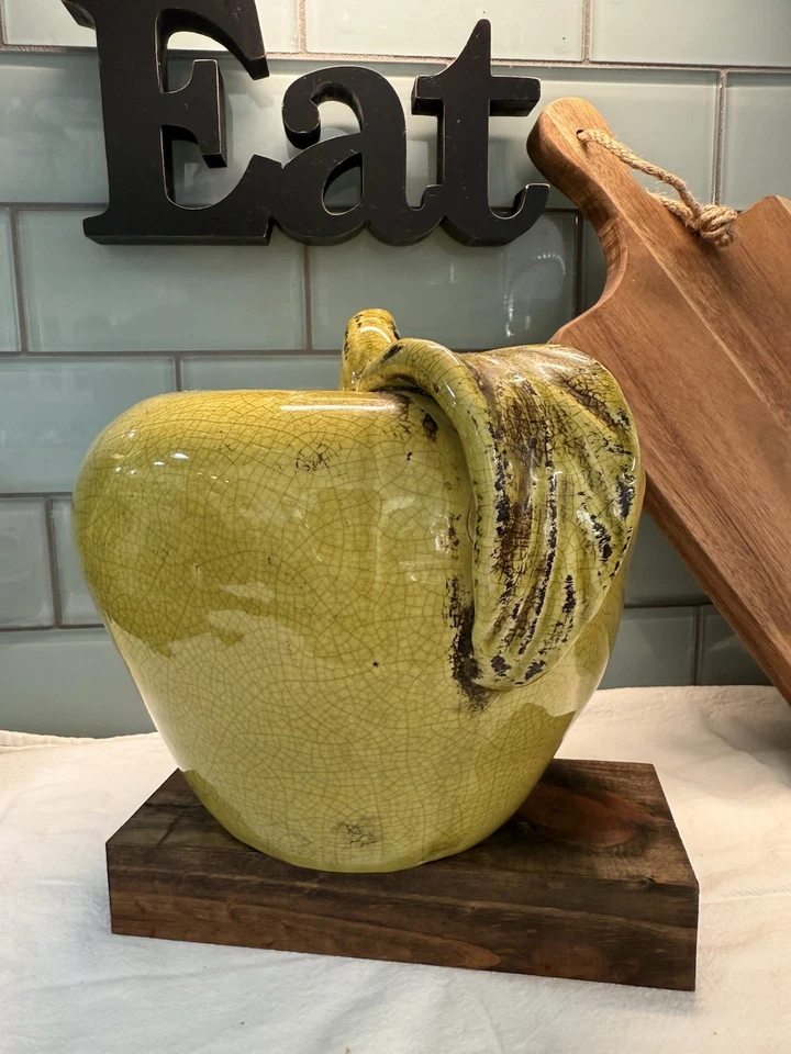 Decoración de manzana cerámica esmalte craquelado verde grande - escultura de fruta de terracota Foto 2 de 4