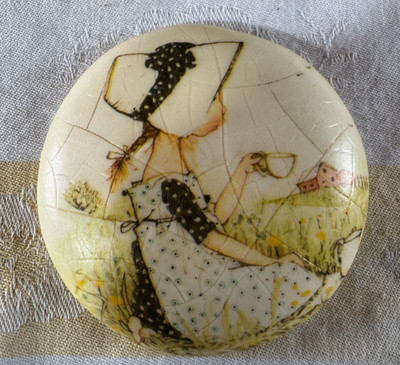 Vintage Holly Hobbie Porcelain Plaque, Logan Co of Texas, Girl w/Tea Cup & Doll