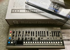 Roland Boutique JX-08 Polyphonic Synthesiser Module & DECKSAVER - 2 months old.