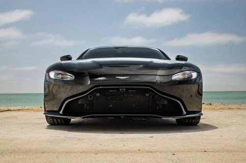 2019 Aston Martin Vantage COUPE 2D