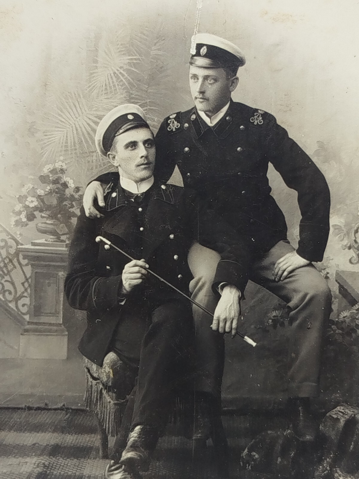 Vintage - Antiques - Photos - Affectionate Men Holding Hands - Gay Interest #24