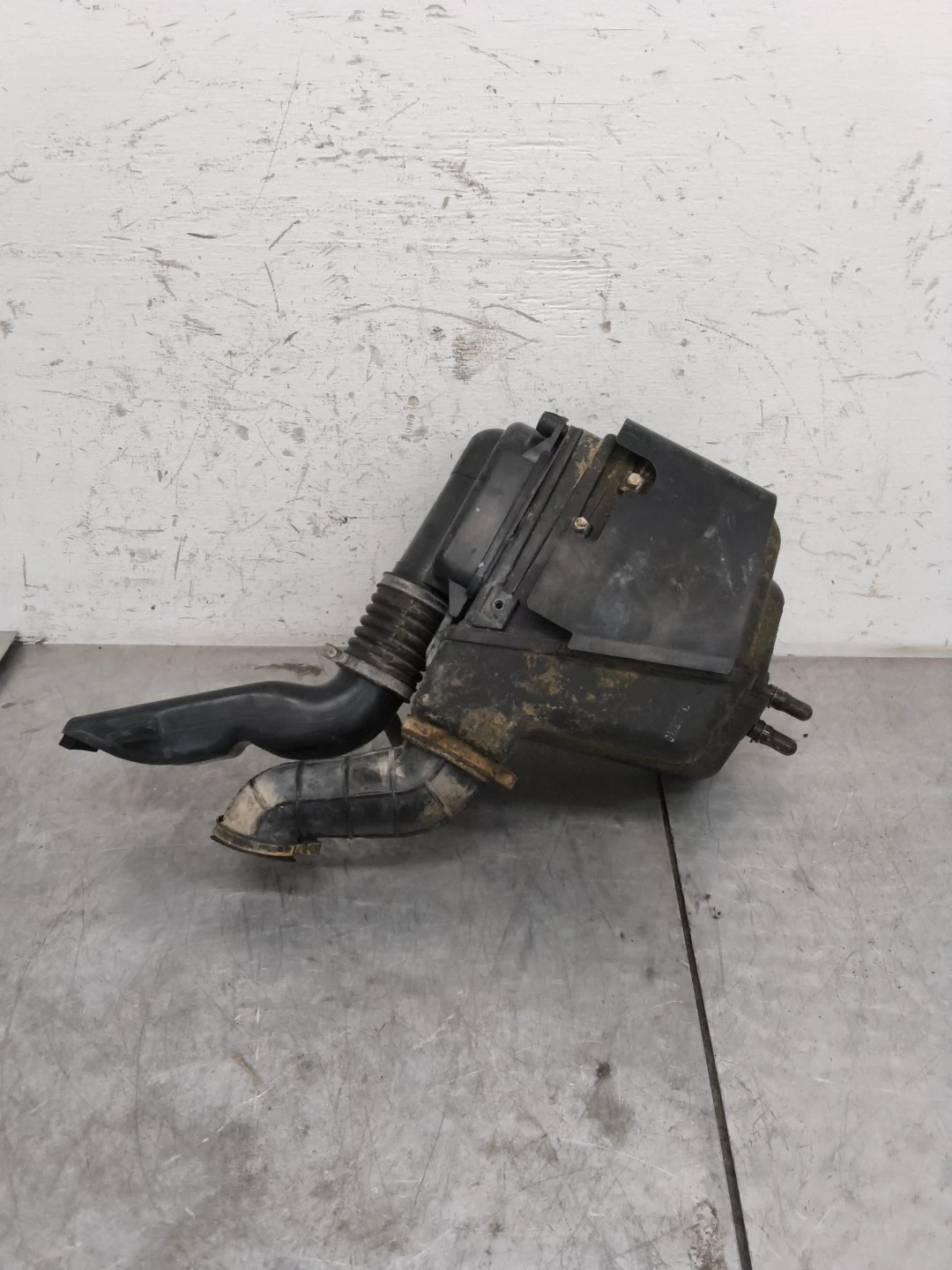2001 Air Cleaner Box Assembly Suzuki QuadRunner LT-F500F 13700-09F00