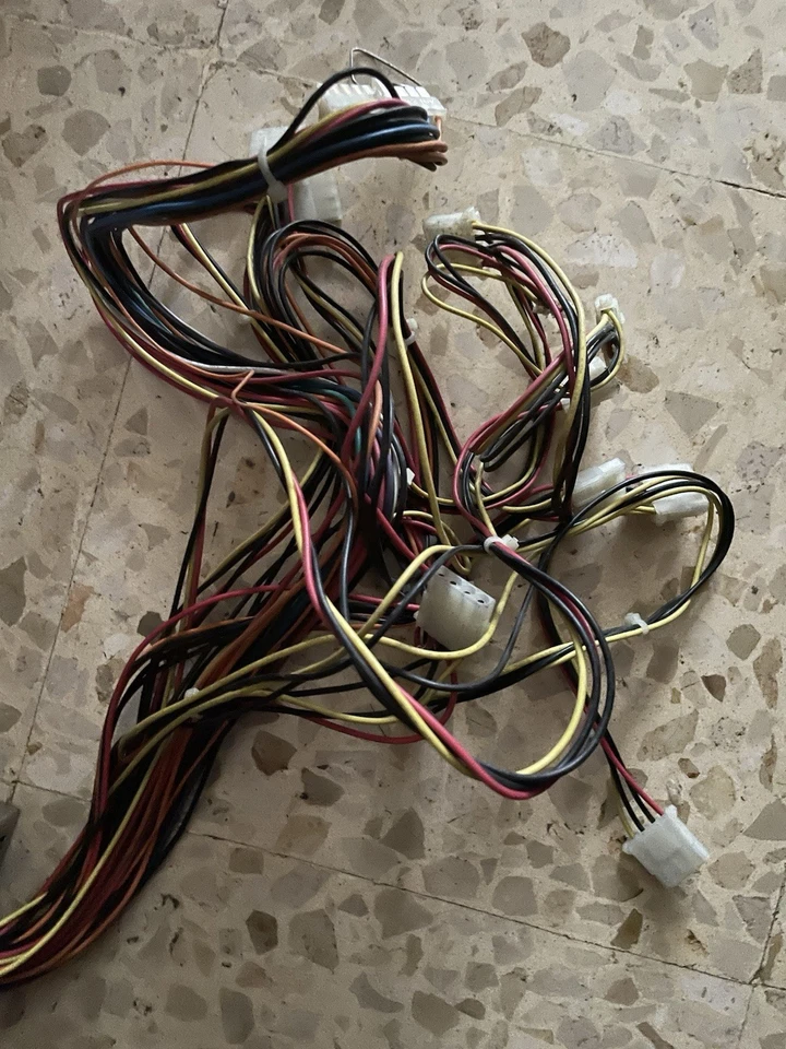 Redundante Quelle Codegen Model: R-400 400Wx2 12V/5V/3.3V 8 Molex ATX 20+4 - Bild 4 von 4