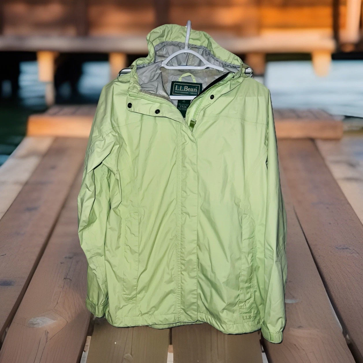 L.L. Bean Women's Trail Model Rain Jacket Green Size S Storm Flap Waffle Knit