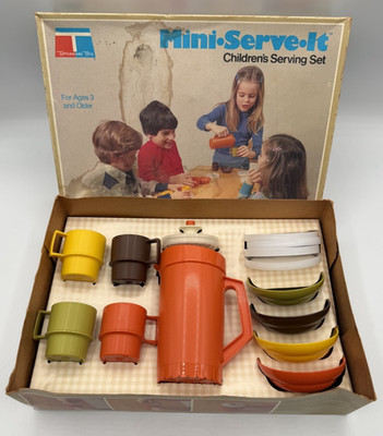 Vintage 1979 Tupperware Mini-Serve It Set Children's Toys  Original Box Complete